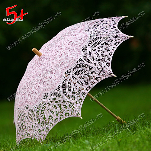 Оригинальный свадебный зонт невесты из розового кружева