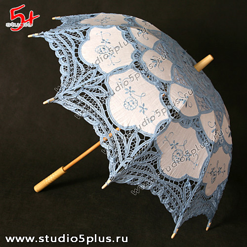 Кружевной зонтик на свадьбу бело-голубой - декоративный для фотосессии